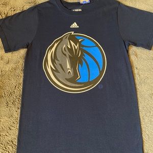 Dallas Mavericks Logo T Shirt